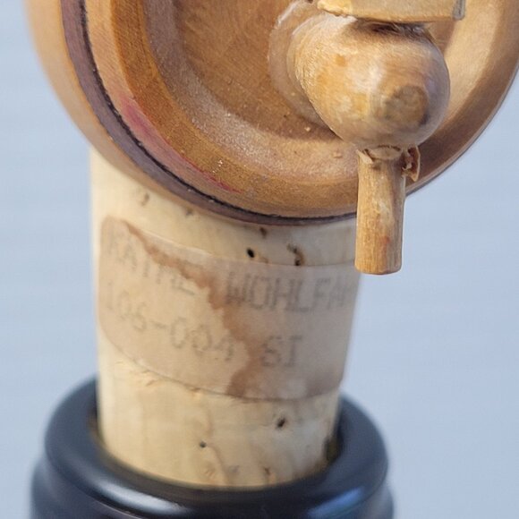 Vintage Wine Stopper Kathe Wohlfhart Wooden Man Tipping Hat - Picture 6 of 8
